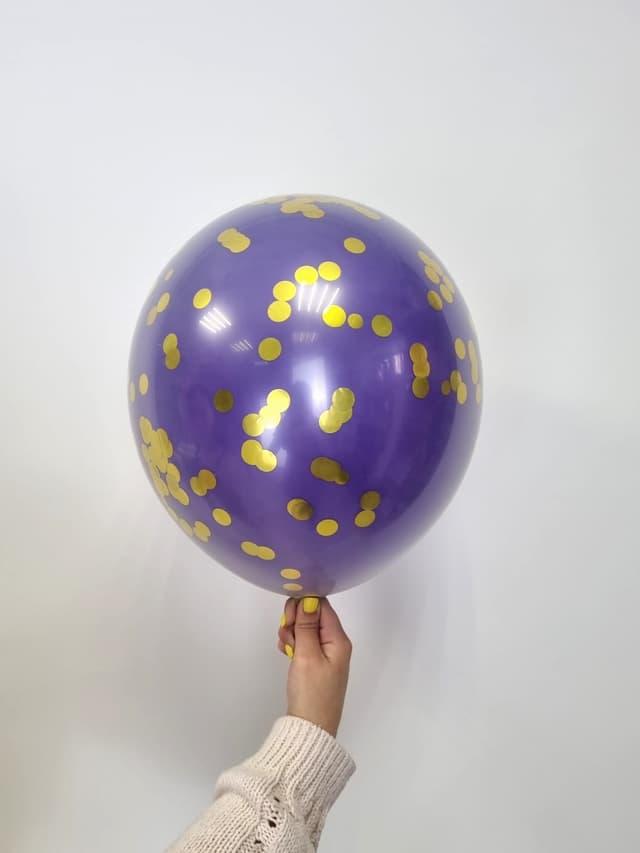 Шар стеклянный (шар в шаре) фиолетовый с конфетти золото 30 см Шар стеклянный (шар в шаре) фиолетовый с конфетти золото 30 см