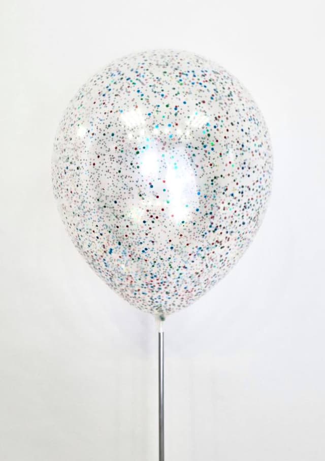 Шарик с шестигранным конфетти (разноцветное, цветное) Шарик с шестигранным конфетти (разноцветное, цветное)