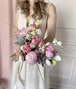 Свадебный букет "Lady Peony"