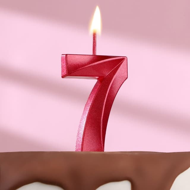 Свеча в торт на шпажке «Грань», цифра "7", 13 см, красная Свеча в торт на шпажке «Грань», цифра "7", 13 см, красная