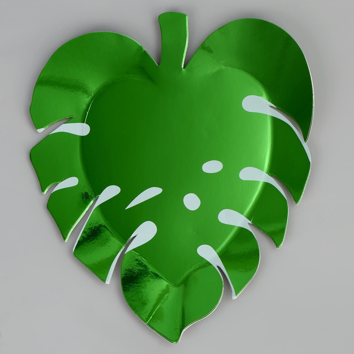 Тарелка одноразовая бумажная «Листик»